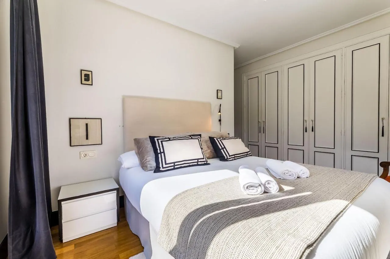 La Concha Beachview By Sweet Home San Sebastian Apartment